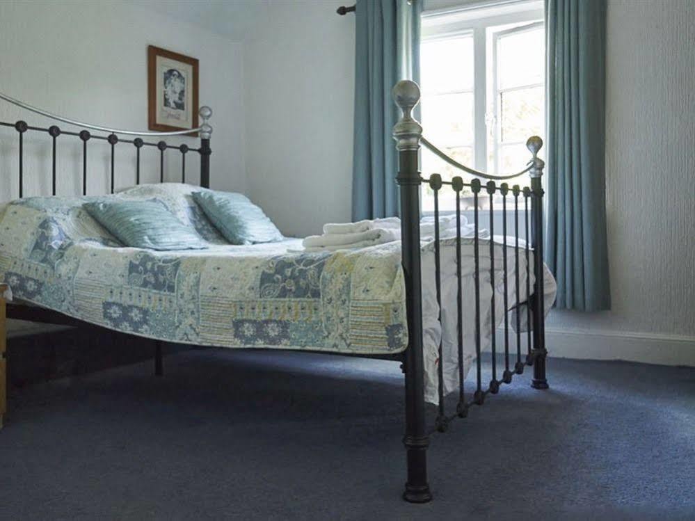The Old Ship Inn Lowdham Екстер'єр фото