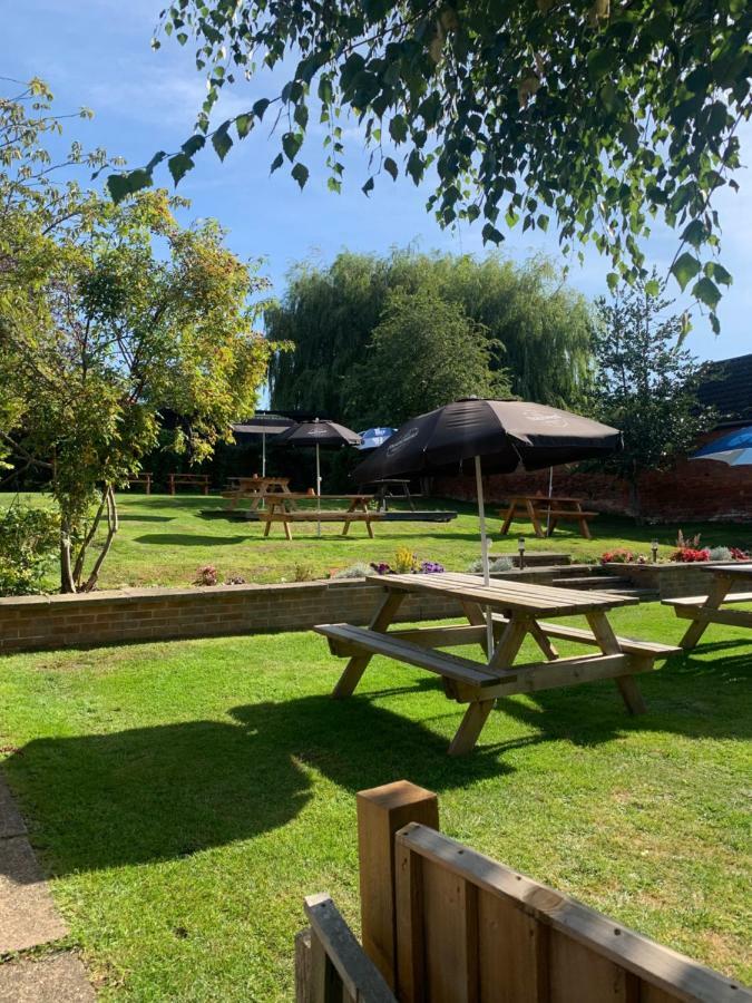 The Old Ship Inn Lowdham Екстер'єр фото